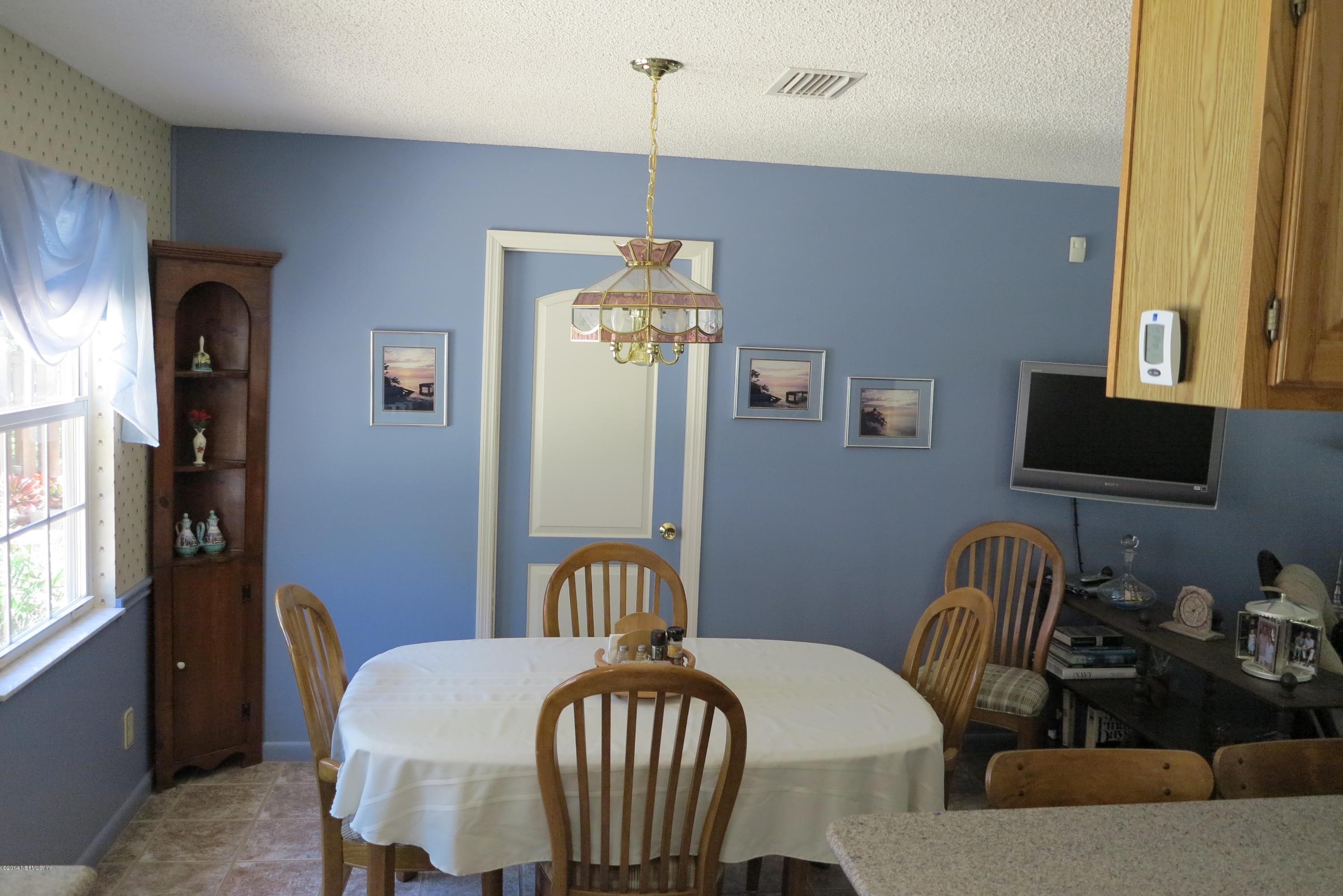 2095 Orange Picker Road Jacksonville, FL 32223 - Photo 17 of 67 Kitchen Nook Area