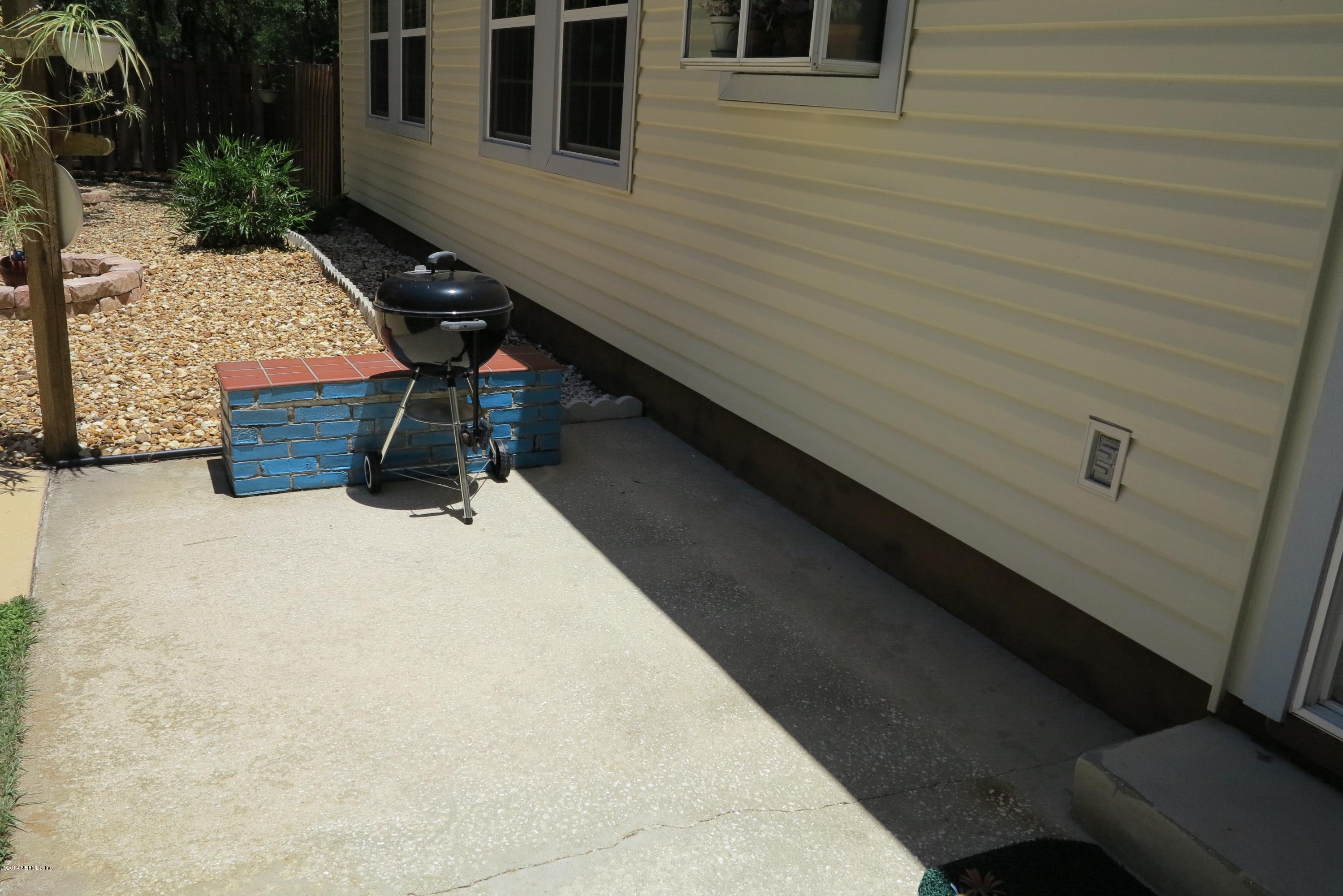2095 Orange Picker Road Jacksonville, FL 32223 - Photo 45 of 67 Back Patio for cookouts