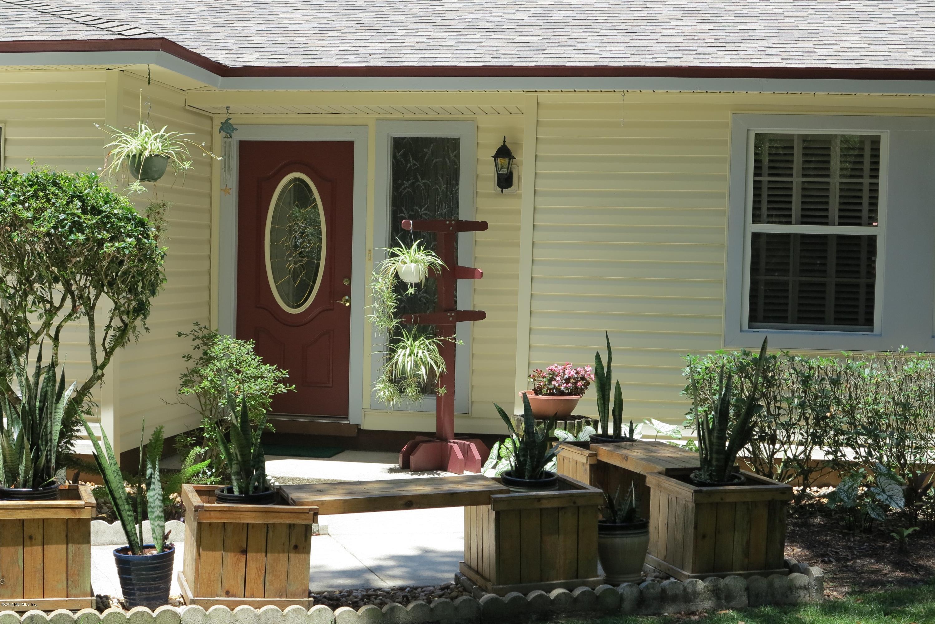 2095 Orange Picker Road Jacksonville, FL 32223 - Photo 5 of 67 Nice Landscaping adds that special touch