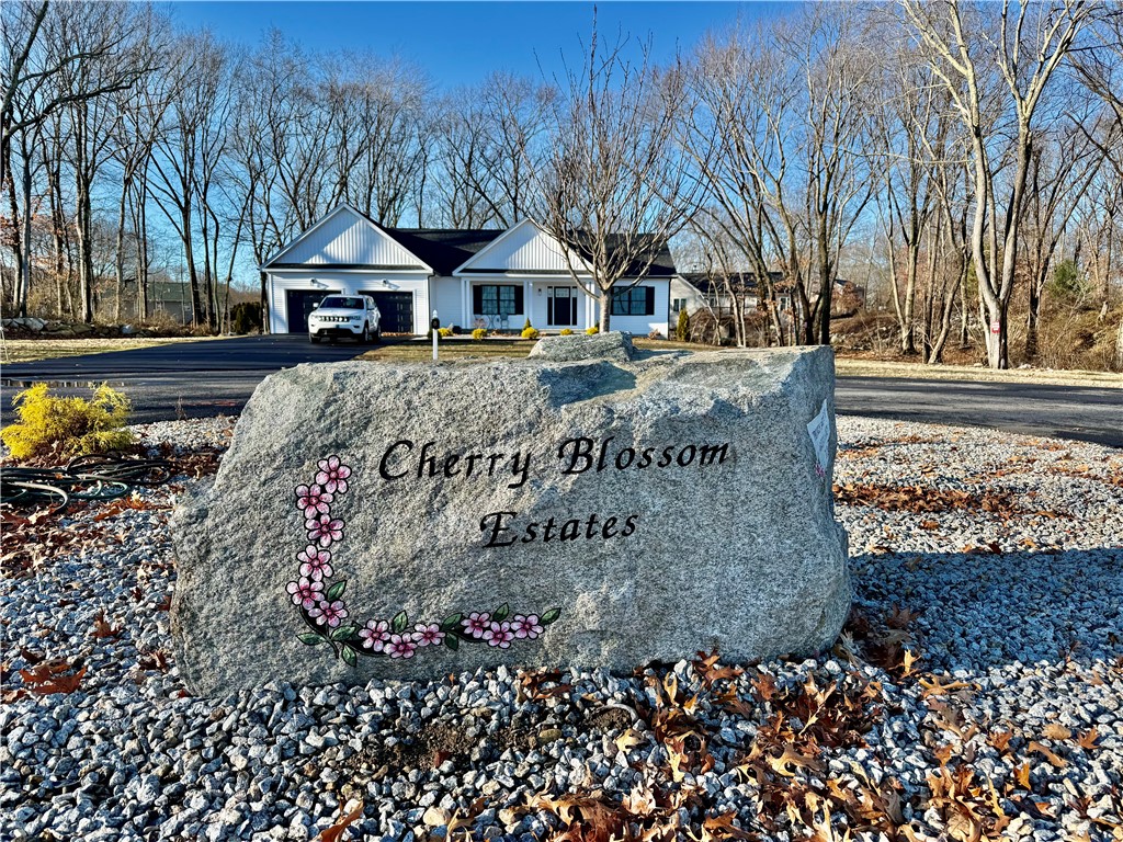 6 Pico Circle Johnston, RI 02919 - Photo 4 of 50