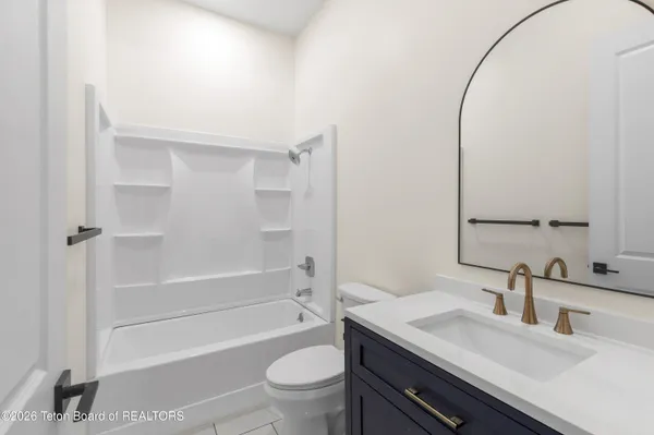 $749,000 | 524 Little Greys Loop, Etna, WY 83118
