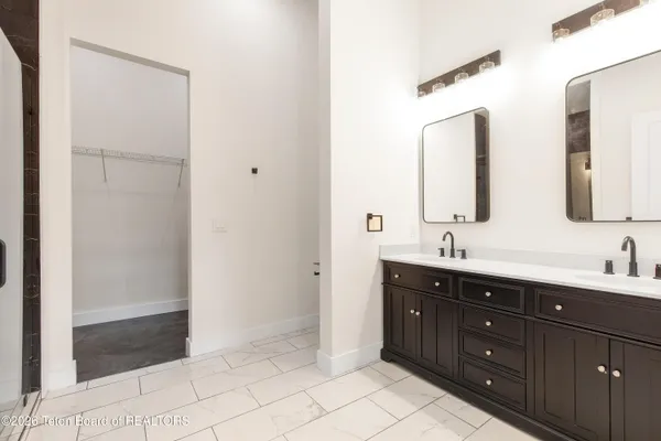$749,000 | 524 Little Greys Loop, Etna, WY 83118