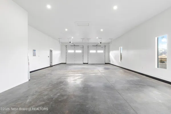 $749,000 | 524 Little Greys Loop, Etna, WY 83118