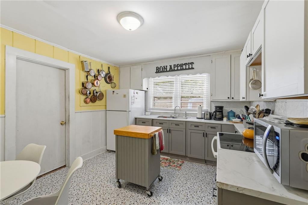 109 Mayfair Road Lexington, NC 27292 - Photo 15 of 40 Gallery Image 15