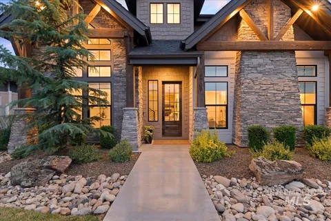 $1,050,000 | 9709 West Snowcap Drive, Boise, ID 83709