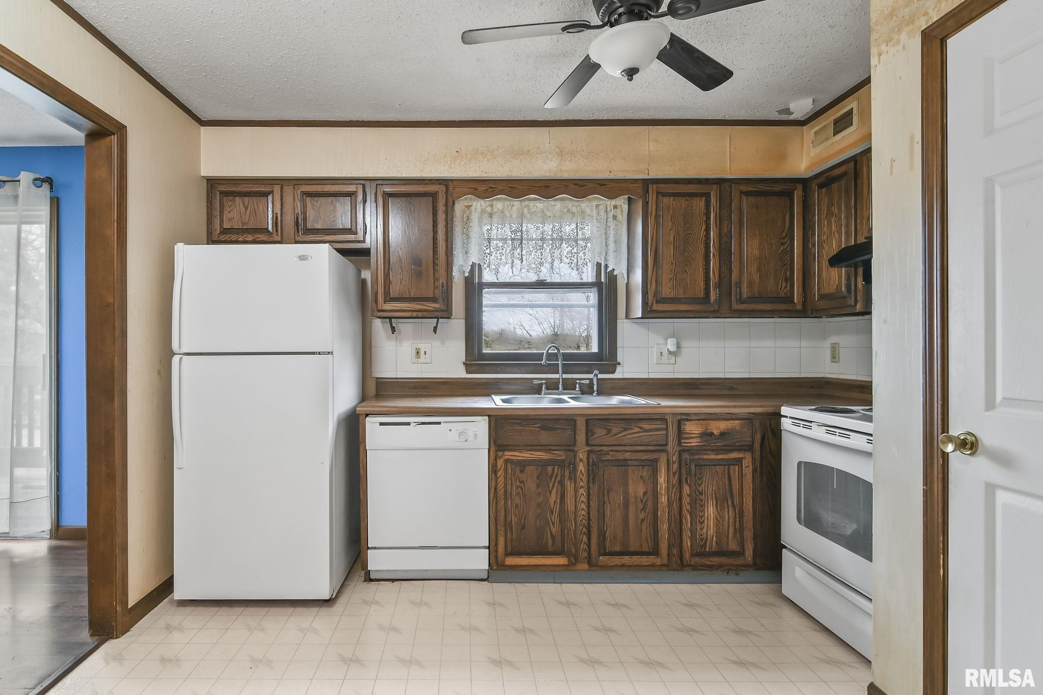 3006 Taylor Avenue, Unit 52 Springfield, IL 62703 - Photo 17 of 27 Gallery Image 17