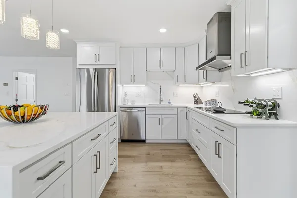 $8,500 | 183 Gardner Street, Hingham, MA 02043