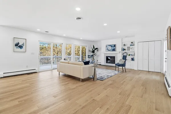 $8,500 | 183 Gardner Street, Hingham, MA 02043