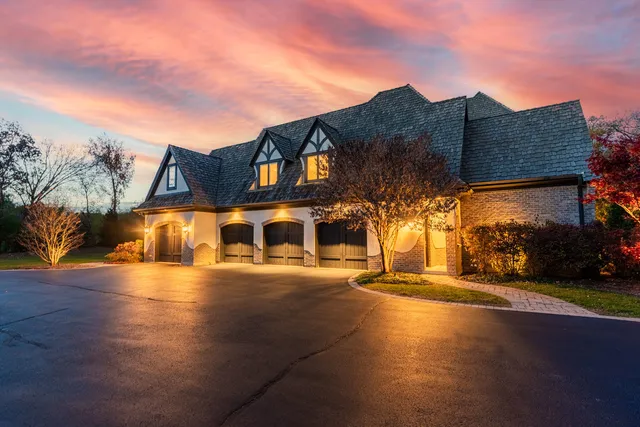 $2,500,000 | 4N922 Dover Hill Road, St. Charles, IL 60175