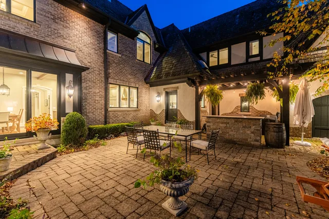 $2,500,000 | 4N922 Dover Hill Road, St. Charles, IL 60175