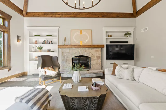 $2,500,000 | 4N922 Dover Hill Road, St. Charles, IL 60175