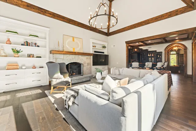 $2,500,000 | 4N922 Dover Hill Road, St. Charles, IL 60175