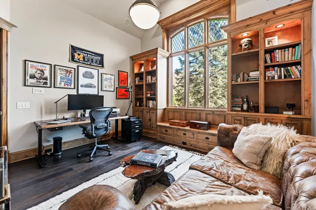 $2,500,000 | 4N922 Dover Hill Road, St. Charles, IL 60175