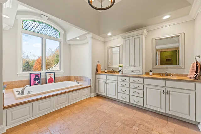 $2,500,000 | 4N922 Dover Hill Road, St. Charles, IL 60175