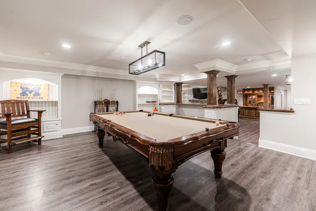 $2,500,000 | 4N922 Dover Hill Road, St. Charles, IL 60175