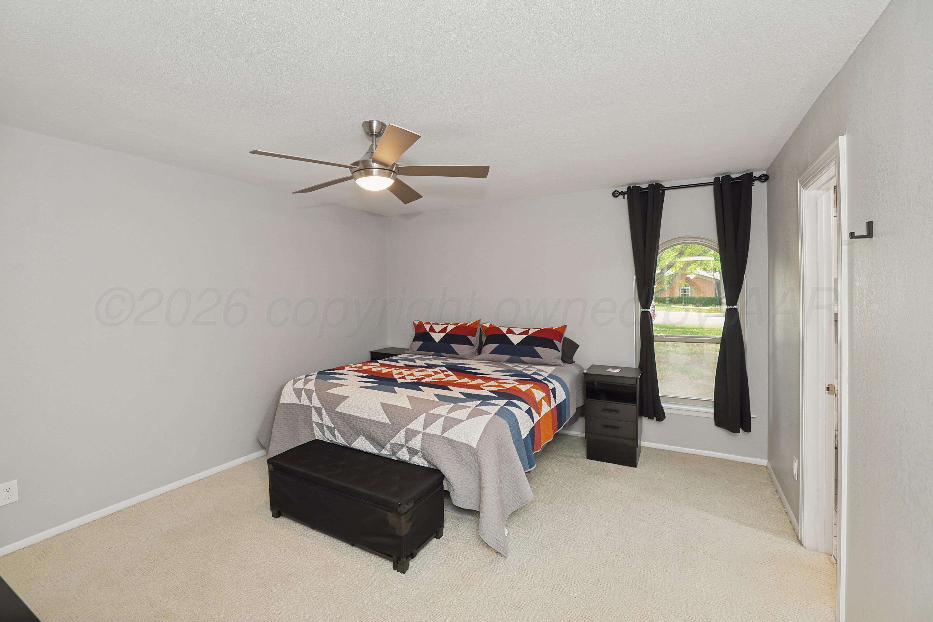4433 Summit Circle Amarillo, TX 79109 - Photo 12 of 26 13-Primary Bedroom
