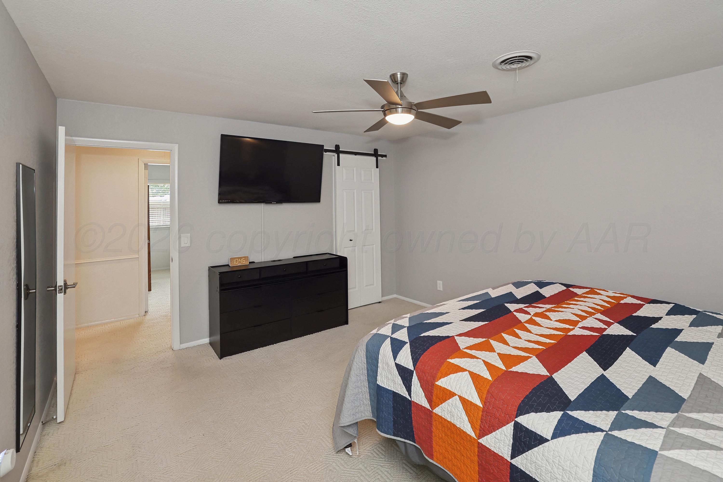 4433 Summit Circle Amarillo, TX 79109 - Photo 13 of 26 14-Primary Bedroom