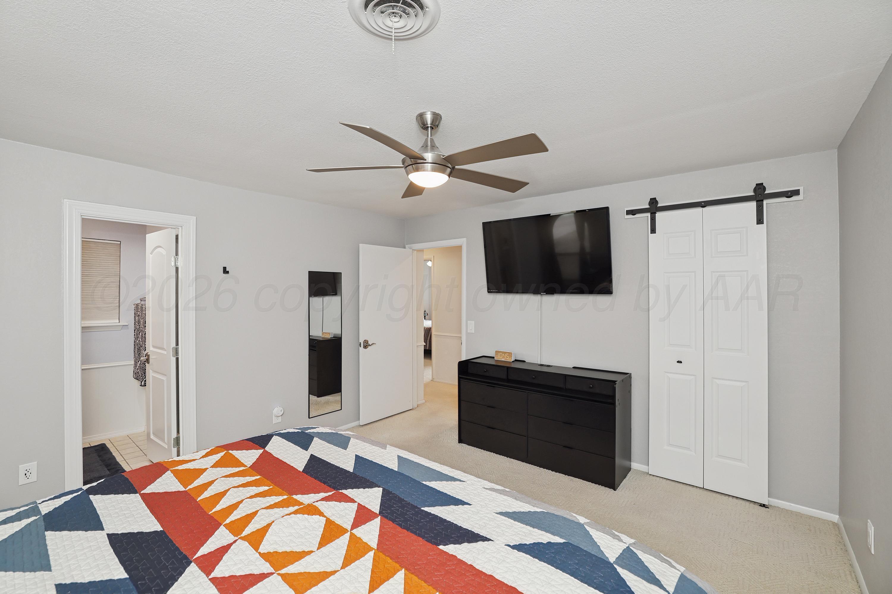 4433 Summit Circle Amarillo, TX 79109 - Photo 14 of 26 15-Primary Bedroom
