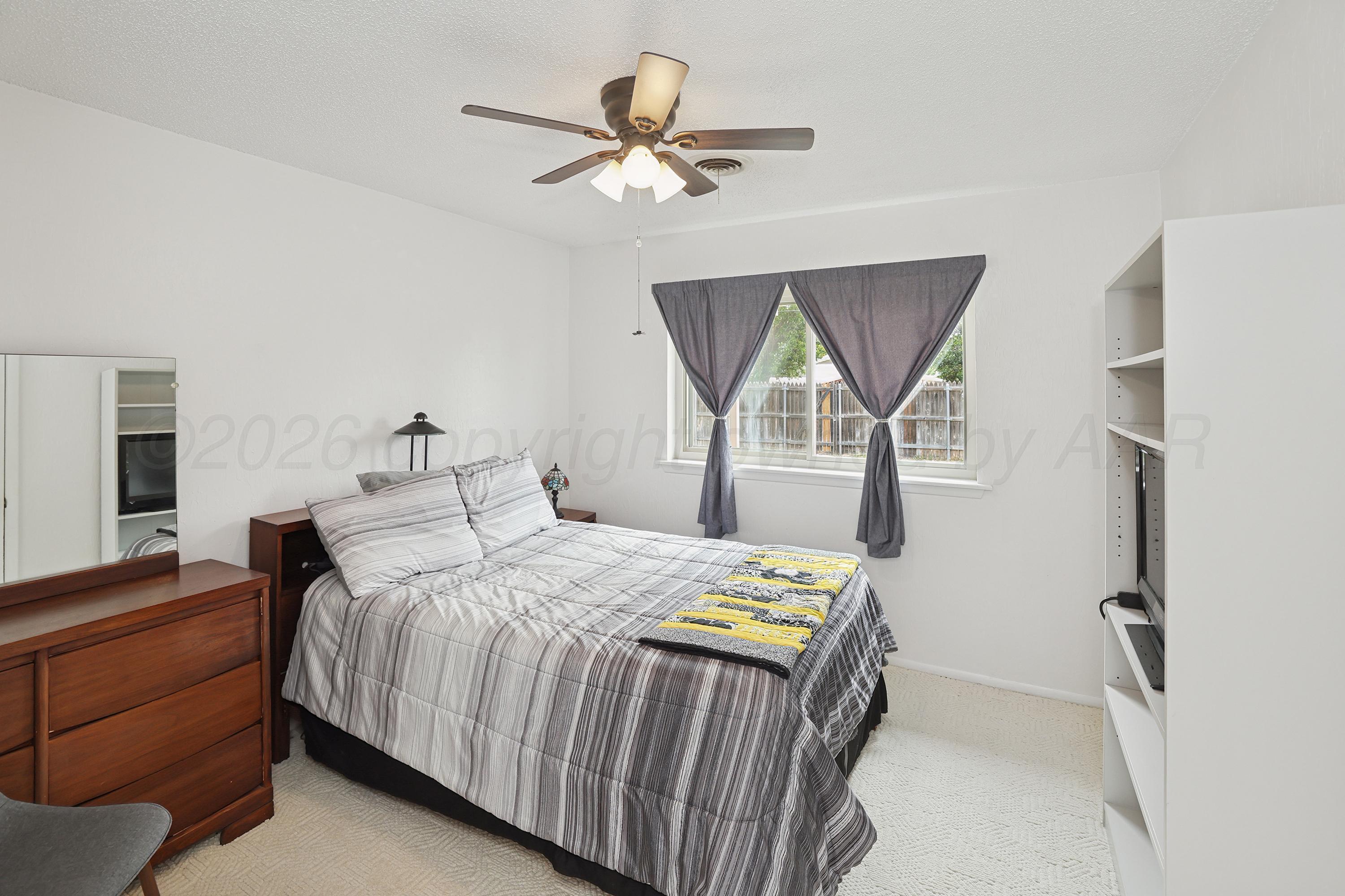 4433 Summit Circle Amarillo, TX 79109 - Photo 19 of 26 20-3rd Bedroom