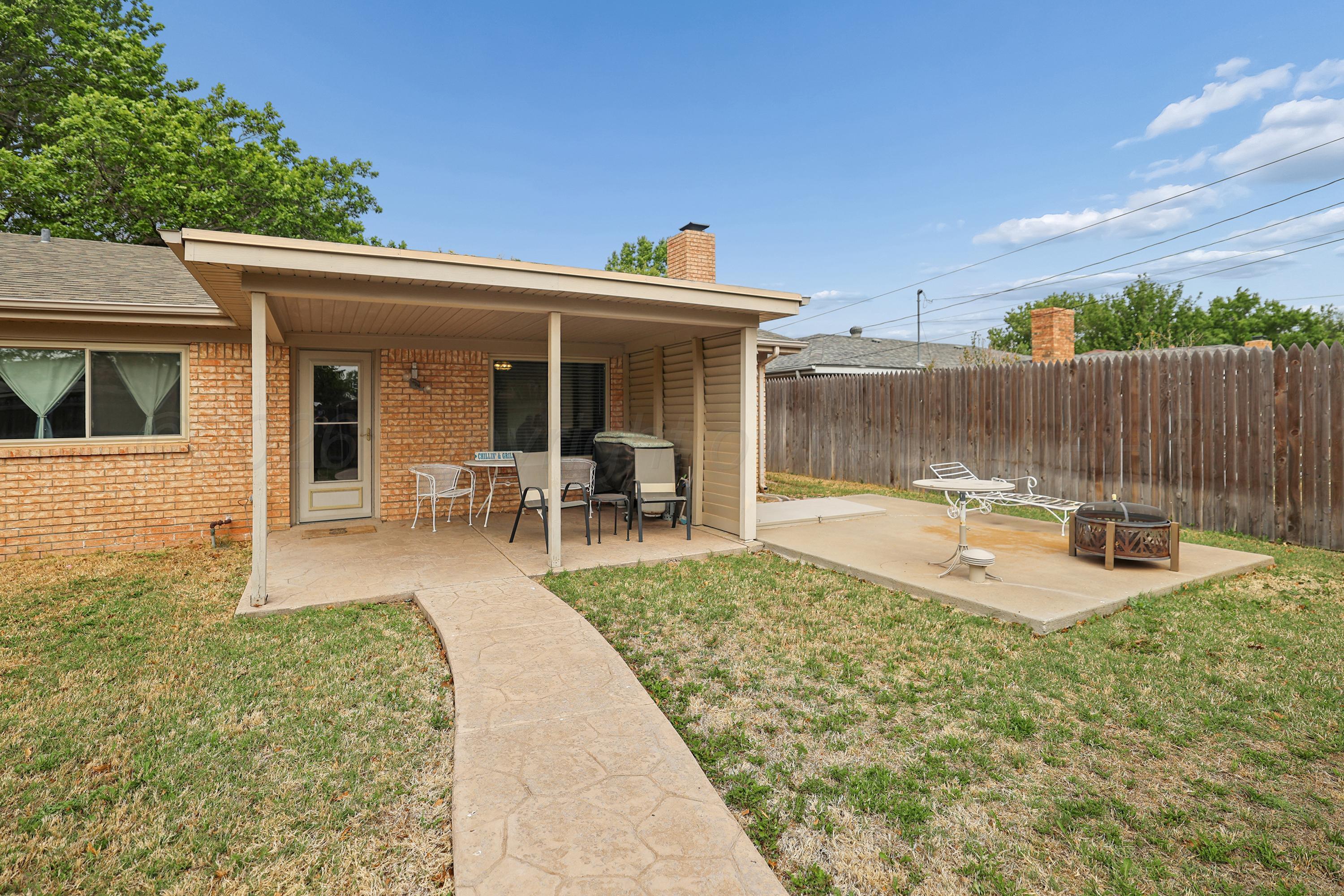 4433 Summit Circle Amarillo, TX 79109 - Photo 22 of 26 23-Back Patio