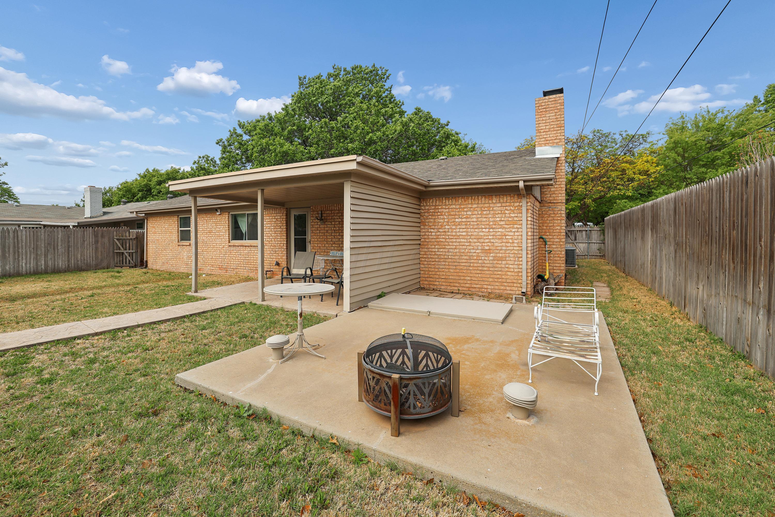 4433 Summit Circle Amarillo, TX 79109 - Photo 23 of 26 24-Patio