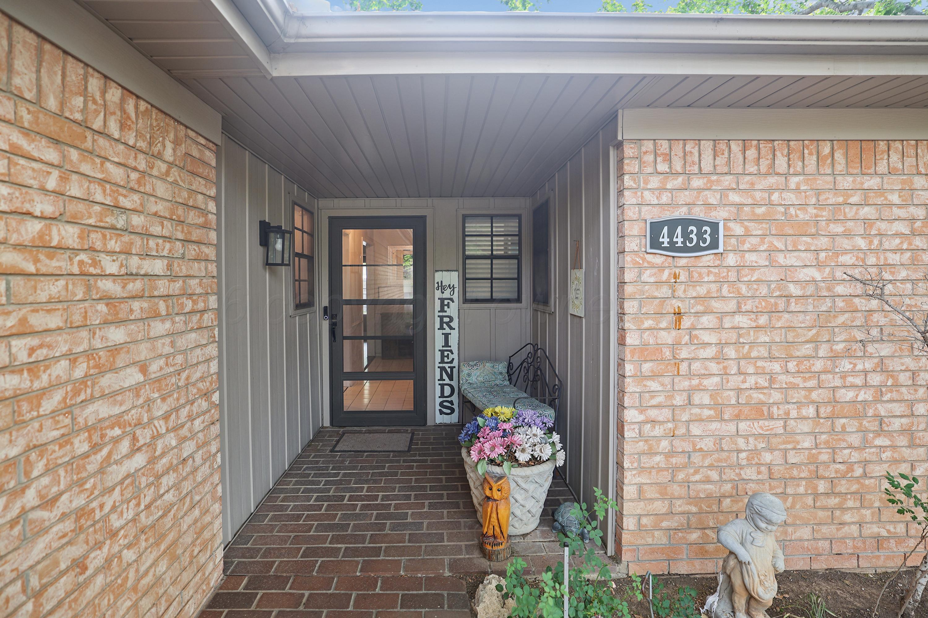 4433 Summit Circle Amarillo, TX 79109 - Photo 3 of 26 3-Front Porch