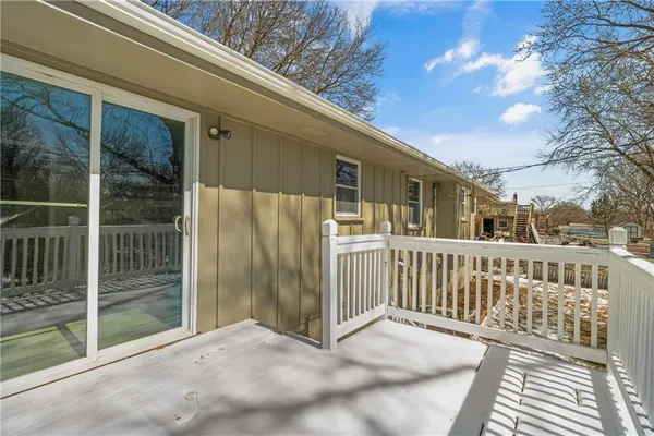$315,000 | 517 Stacey Drive, Belton, MO 64012