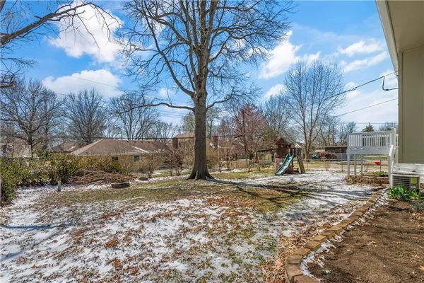 $315,000 | 517 Stacey Drive, Belton, MO 64012