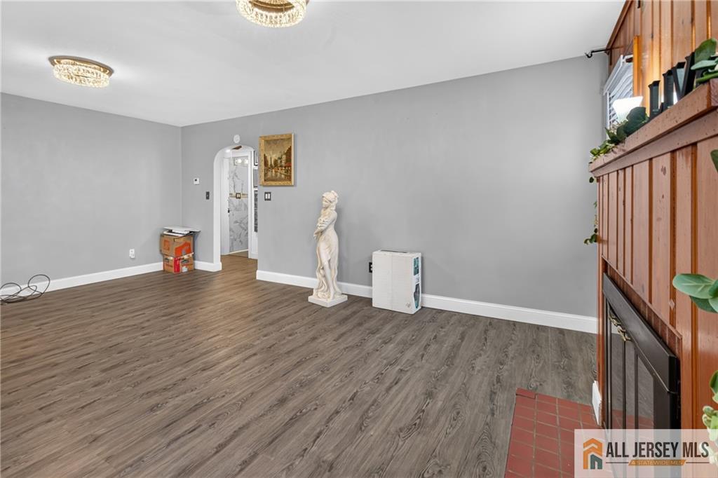 640 Florida Grove Road Keasbey, NJ 08832 - Photo 12 of 40