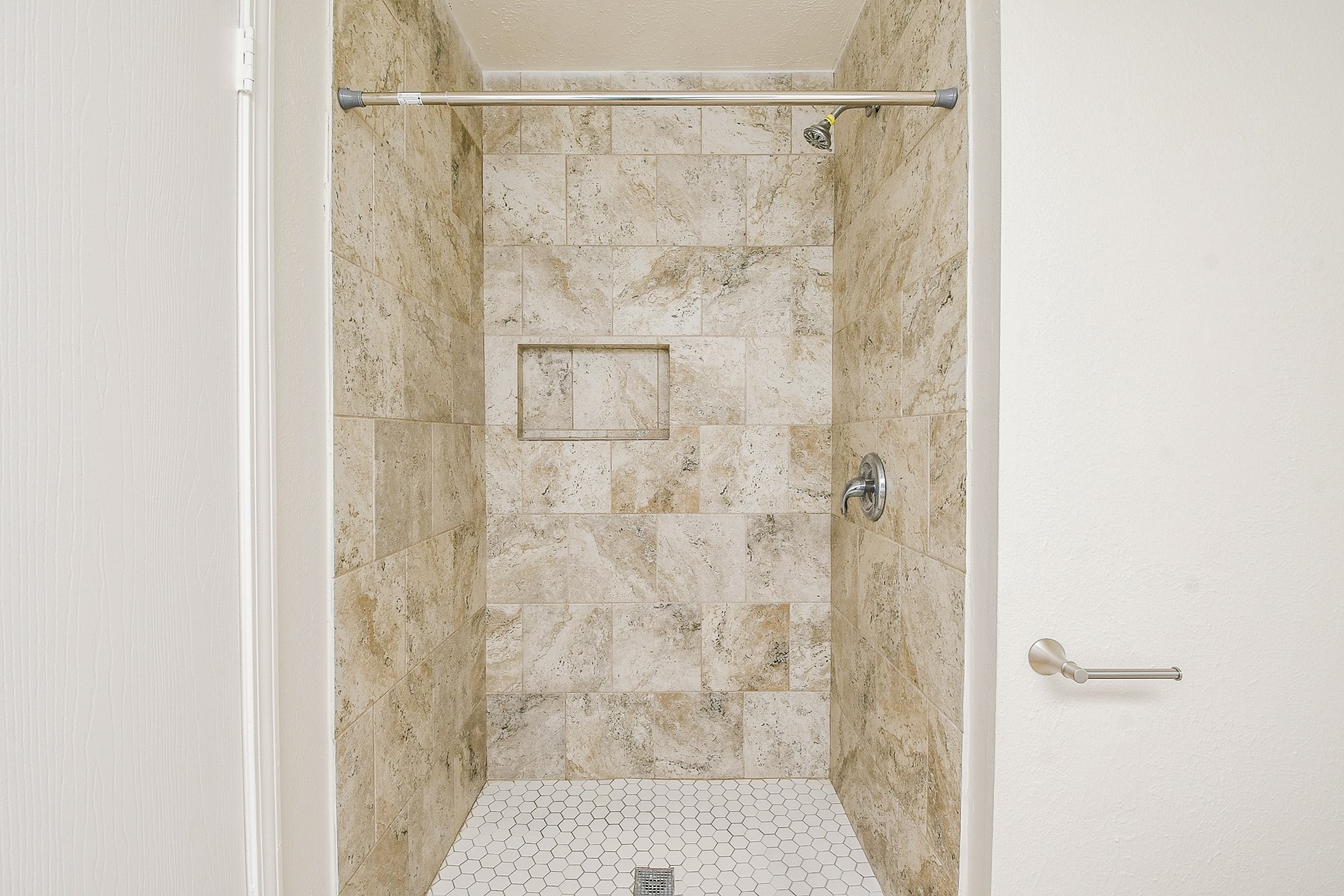 26 Yewleaf Road The Woodlands, TX 77381 - Photo 14 of 21 a bathroom with a shower