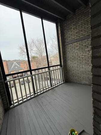 $4,000 | 429 Washington Street, Unit 6, Brookline, MA 02446