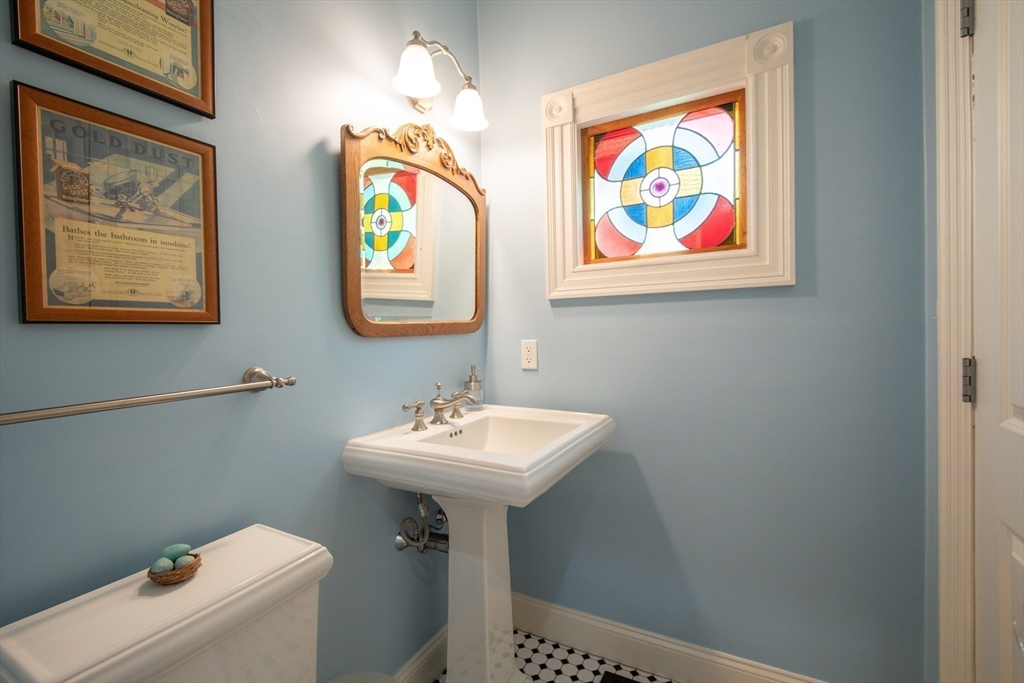 10 Howe Street Boston, MA 02125 - Photo 20 of 42 Gallery Image 20