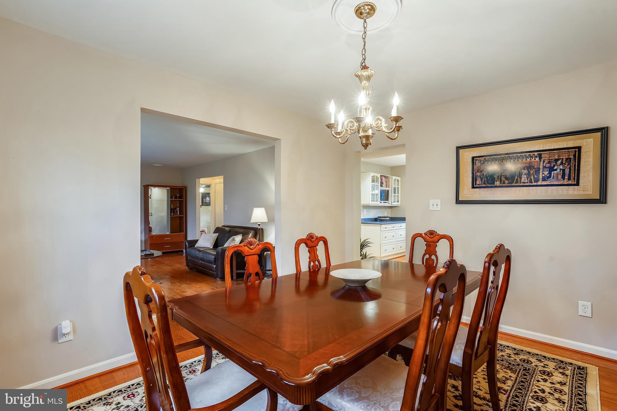 2420 Bramblebush Court Reston, VA 20191 - Photo 10 of 45 Dining room
