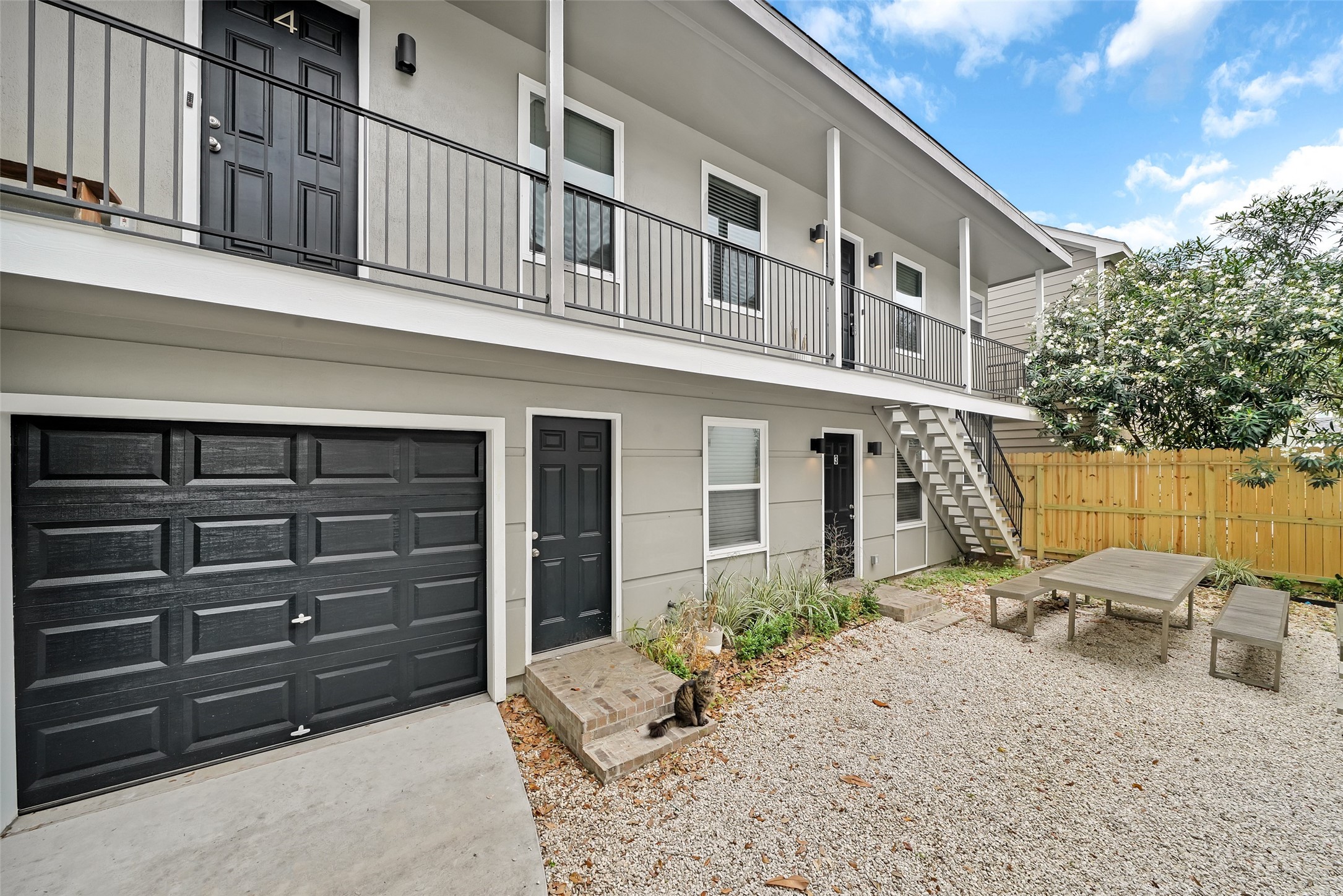1953 Dryden Road, Unit 4 Houston, TX 77030 - Photo 3 of 13
