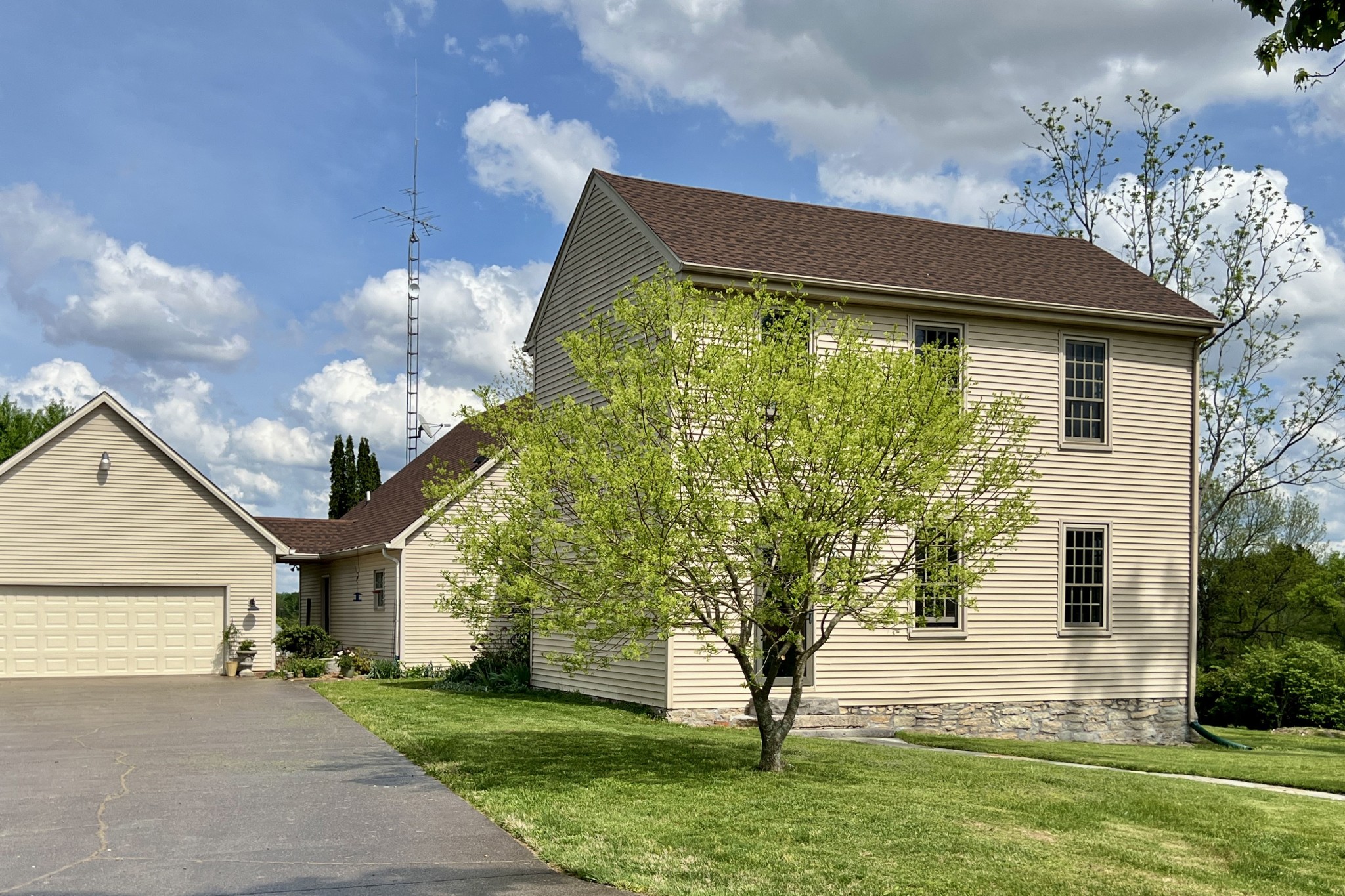 1220 Lake Spring Road Franklin, KY 42134 - Photo 1 of 77 Gallery Image 1