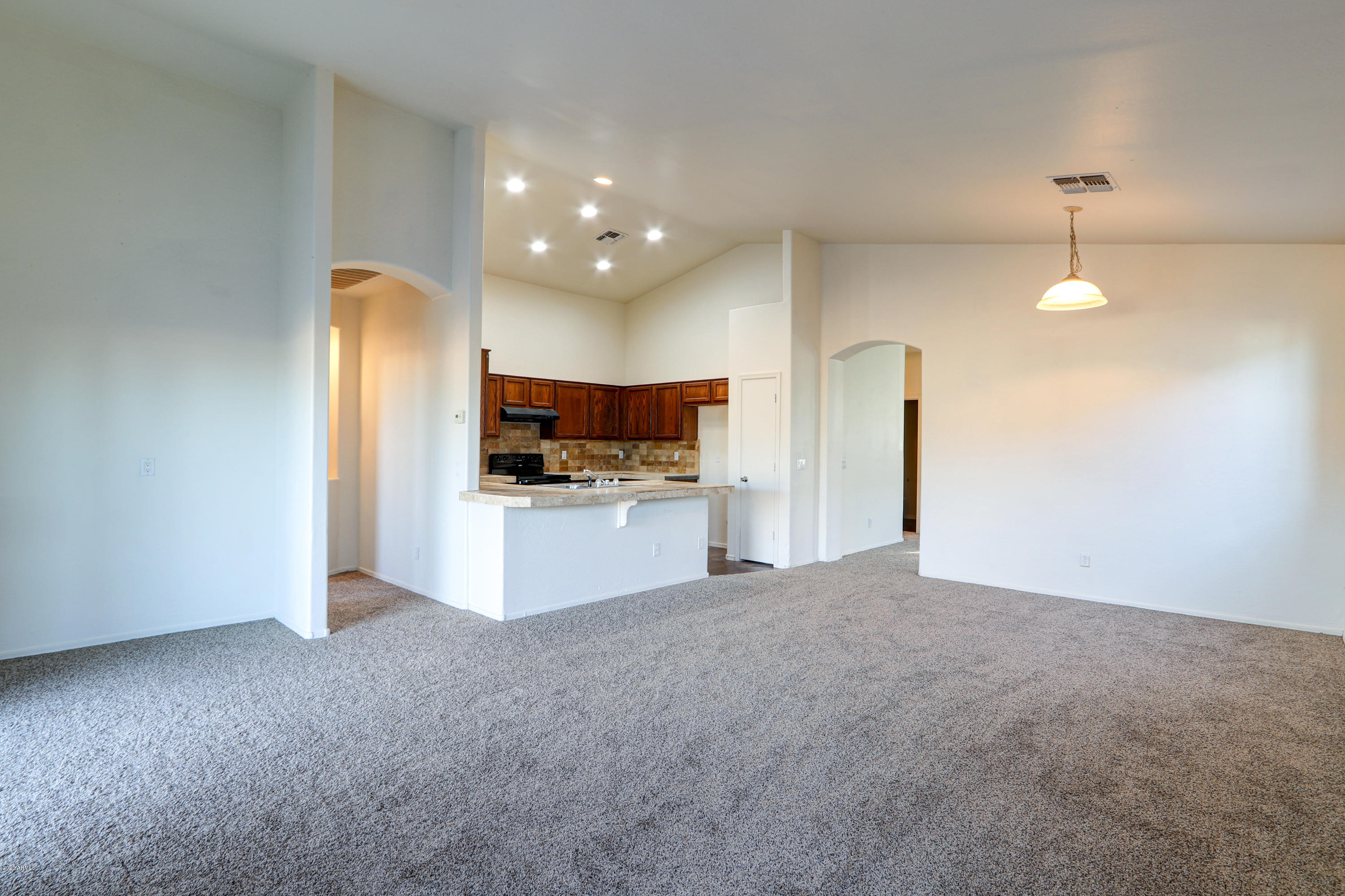 18123 North Madison Road Maricopa, AZ 85139 - Photo 14 of 60 13