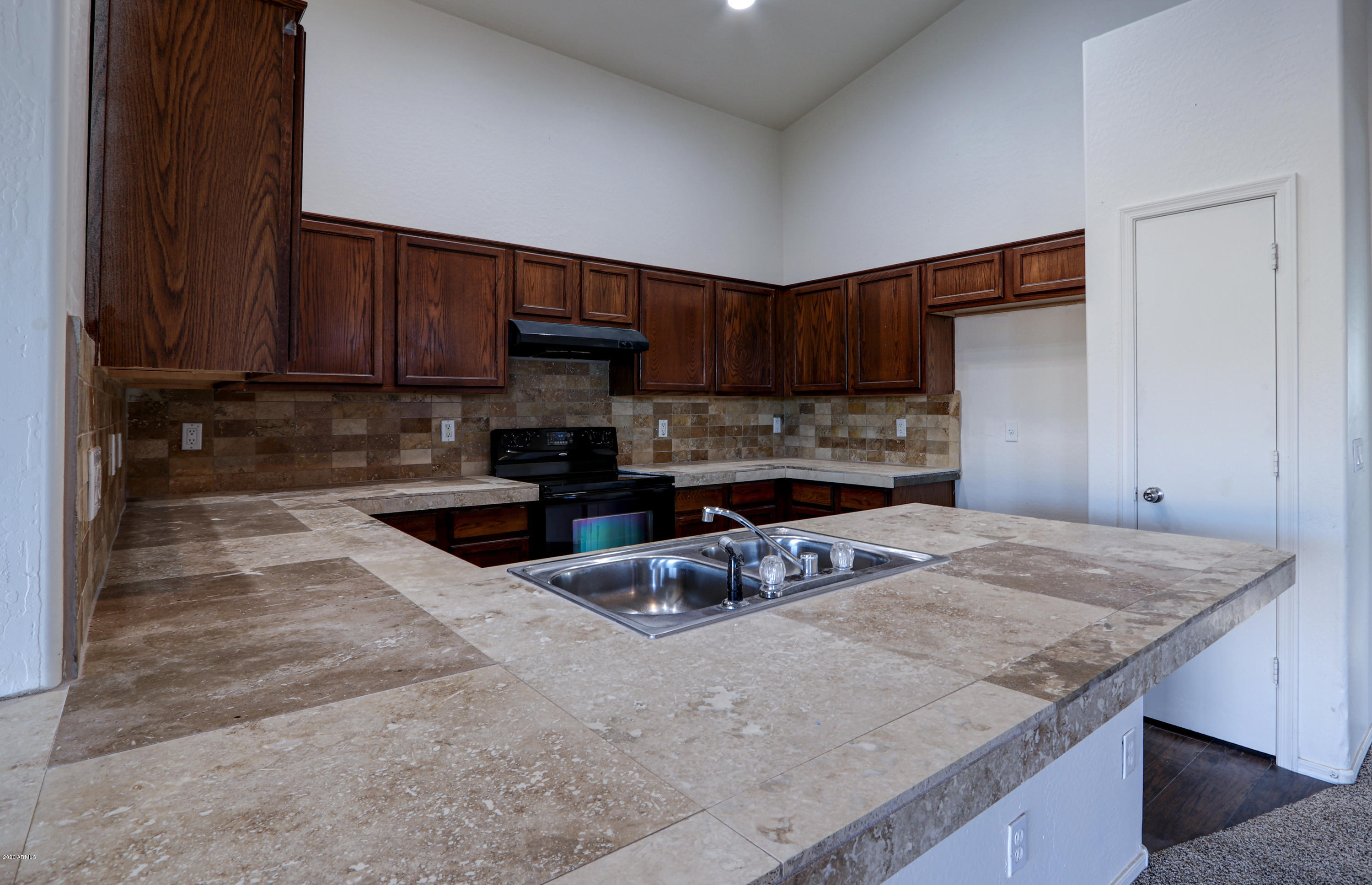 18123 North Madison Road Maricopa, AZ 85139 - Photo 16 of 60 15