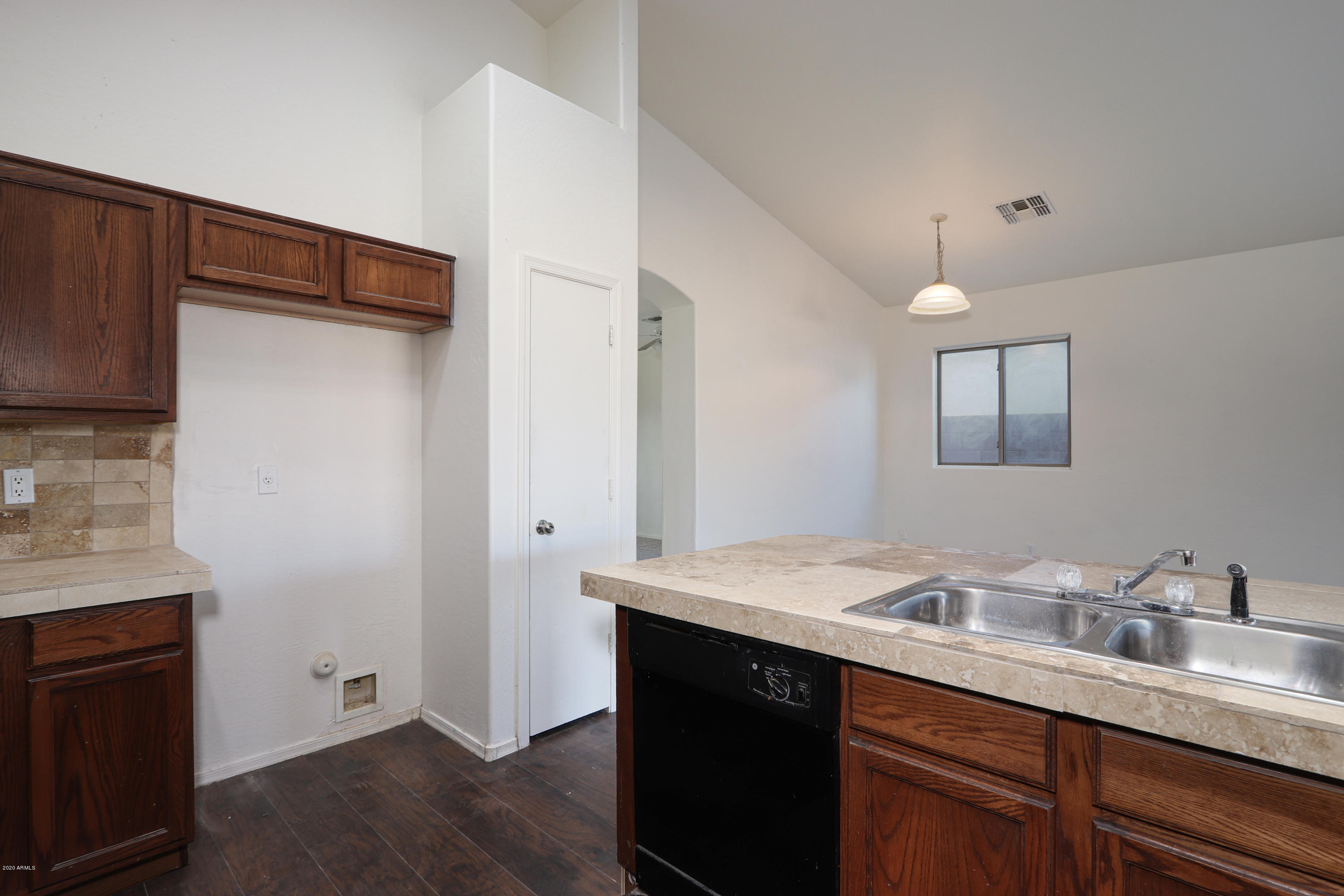 18123 North Madison Road Maricopa, AZ 85139 - Photo 19 of 60 18