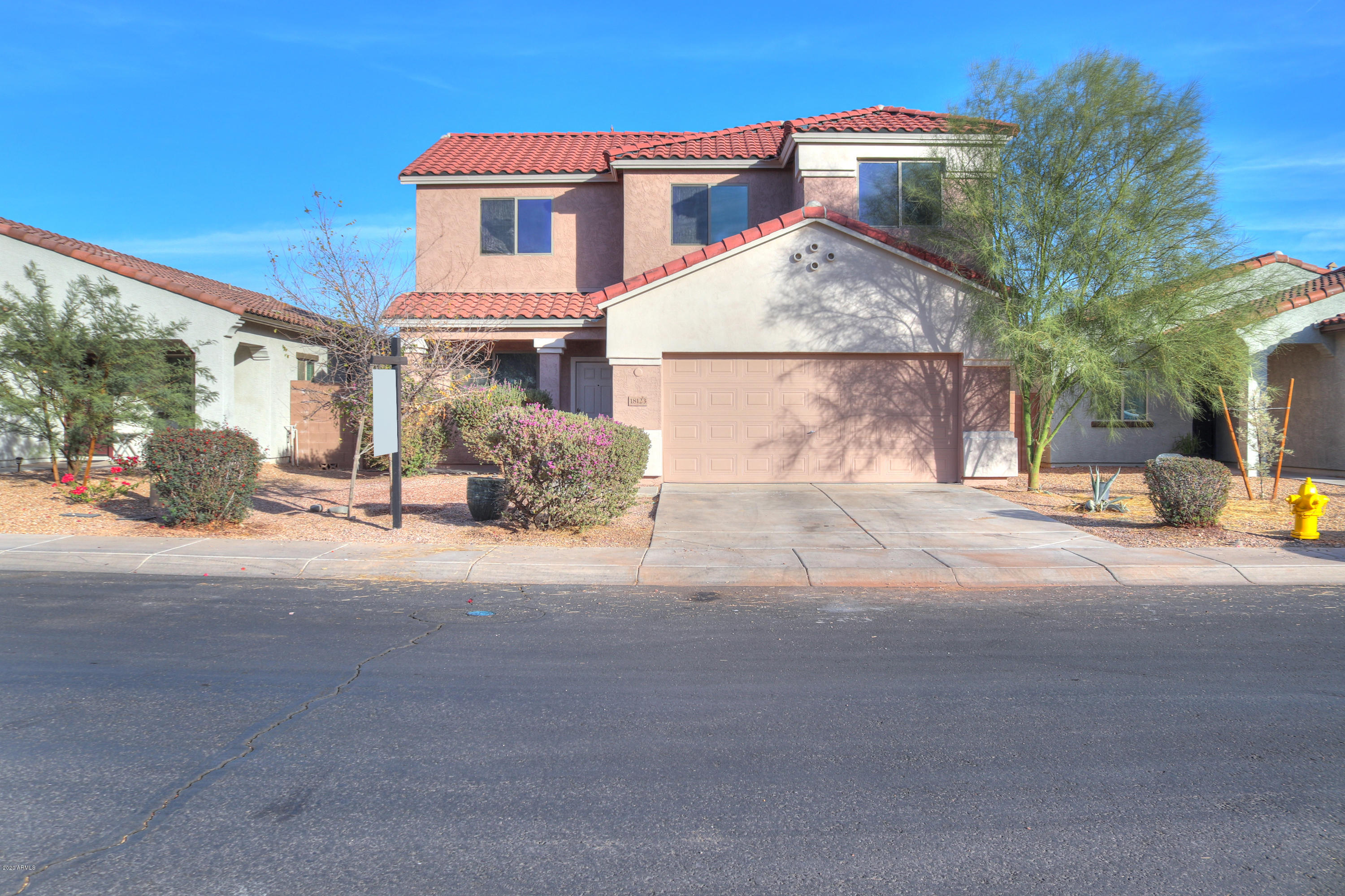 18123 North Madison Road Maricopa, AZ 85139 - Photo 2 of 60 01