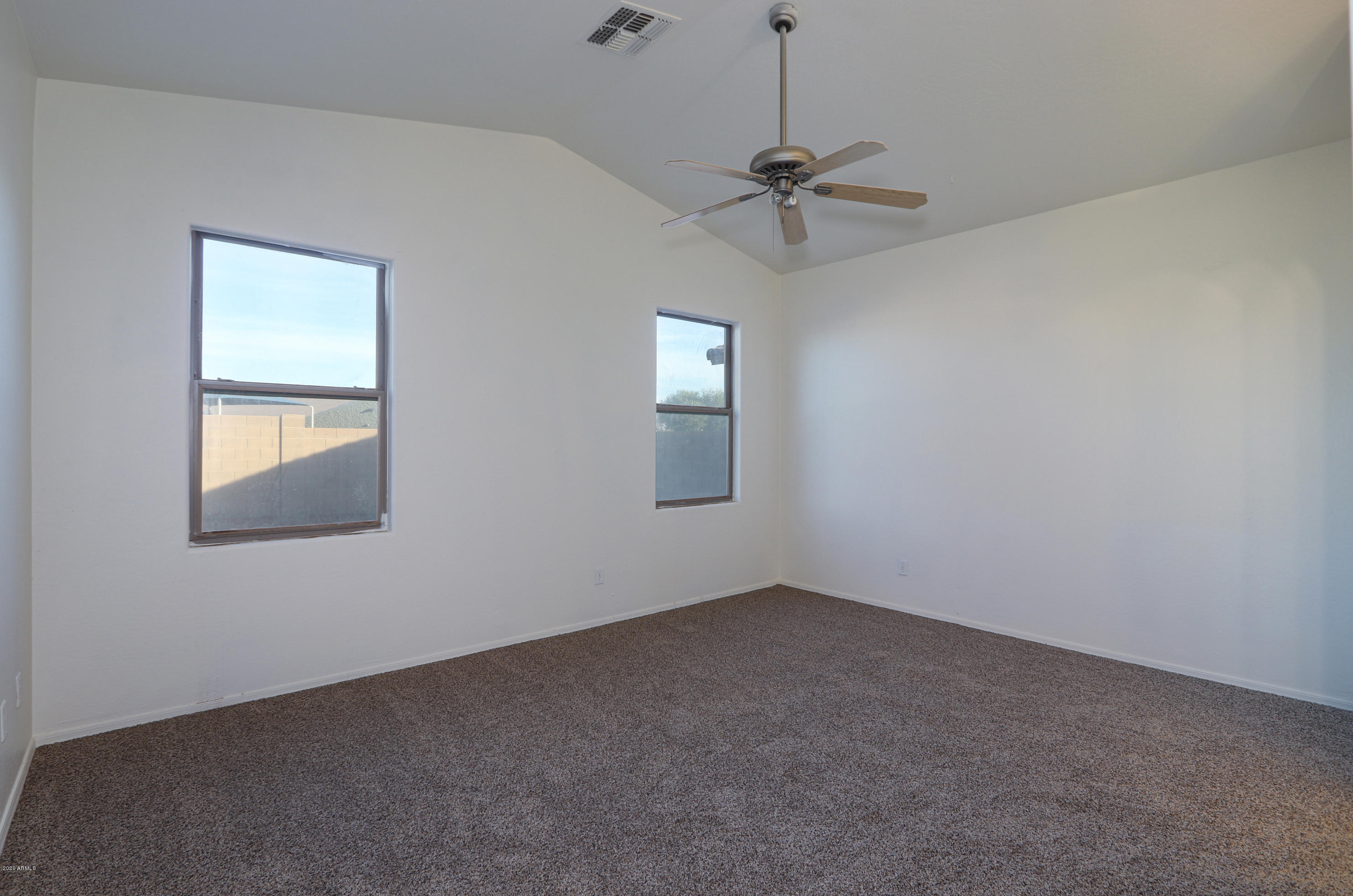 18123 North Madison Road Maricopa, AZ 85139 - Photo 21 of 60 20