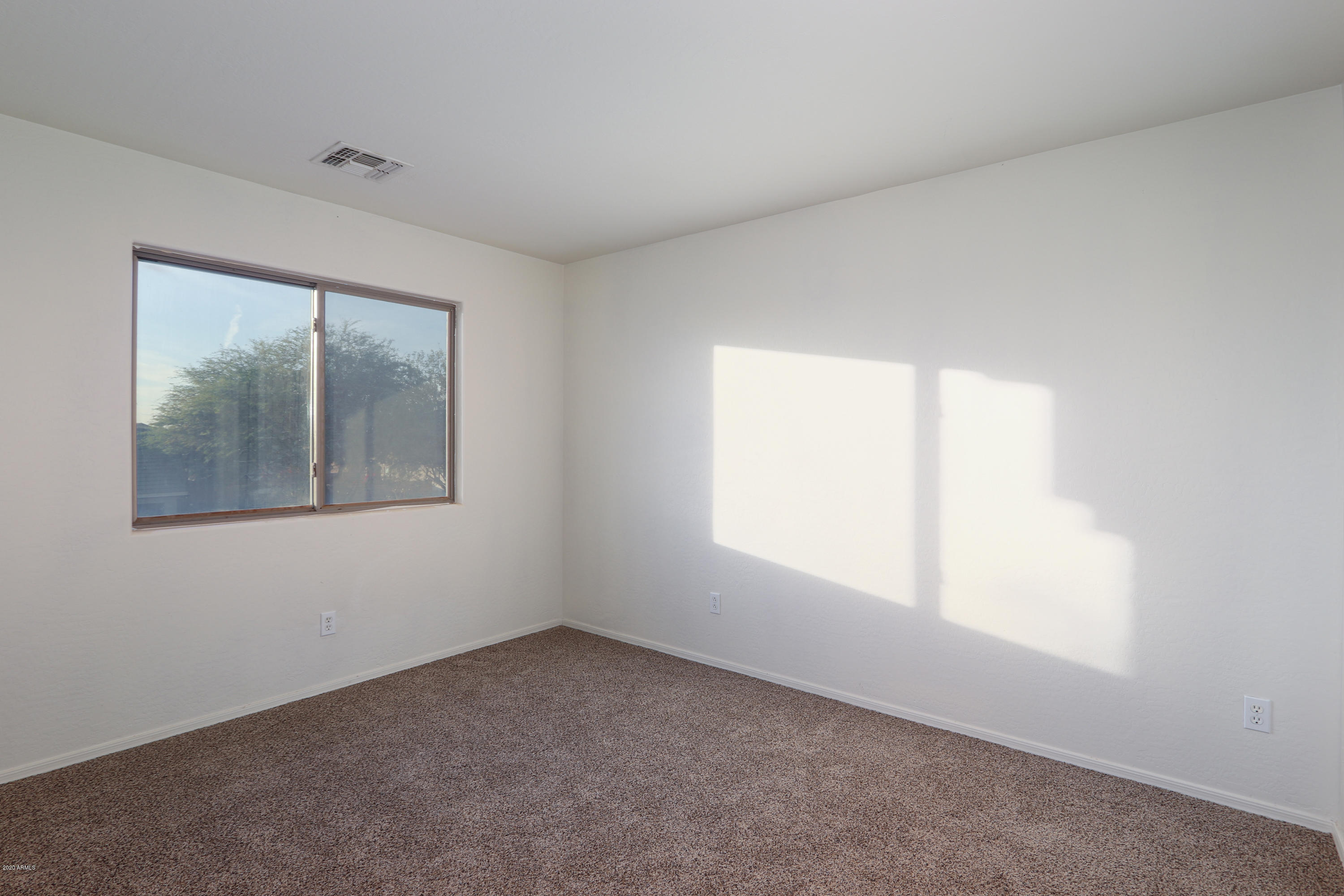 18123 North Madison Road Maricopa, AZ 85139 - Photo 39 of 60 38