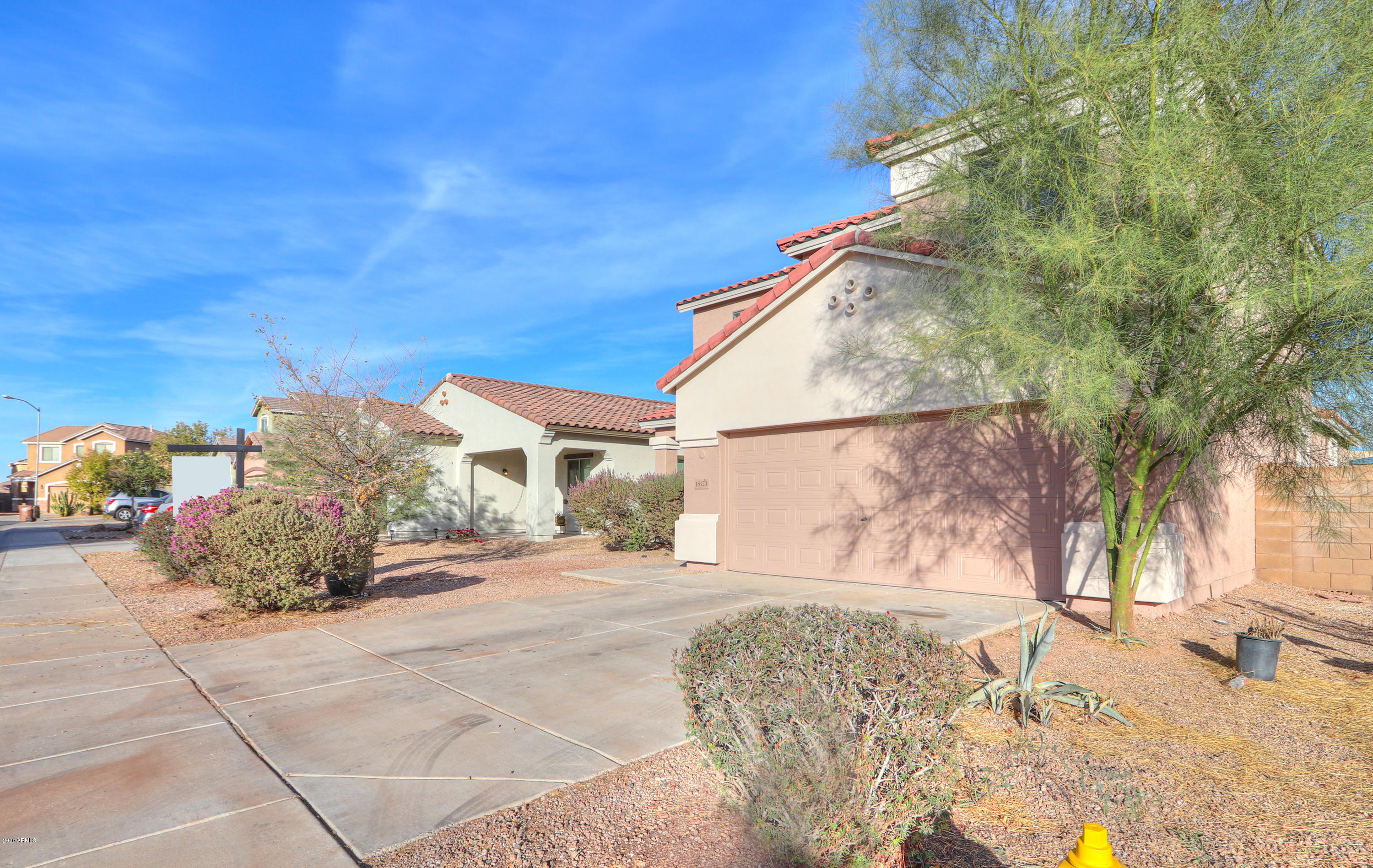 18123 North Madison Road Maricopa, AZ 85139 - Photo 4 of 60 03