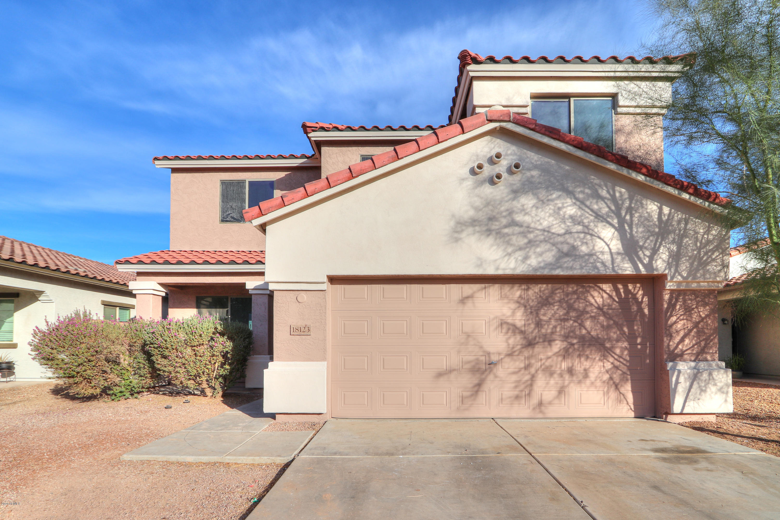 18123 North Madison Road Maricopa, AZ 85139 - Photo 5 of 60 04