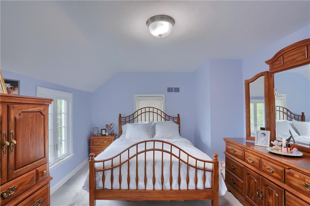 19 Marquette Road Pittsburgh, PA 15229 - Photo 28 of 38 a view of entryway with a front door