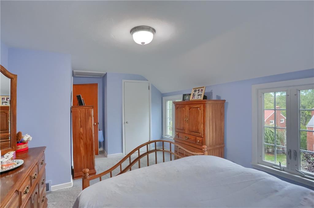 19 Marquette Road Pittsburgh, PA 15229 - Photo 31 of 38 a bedroom with furniture and window