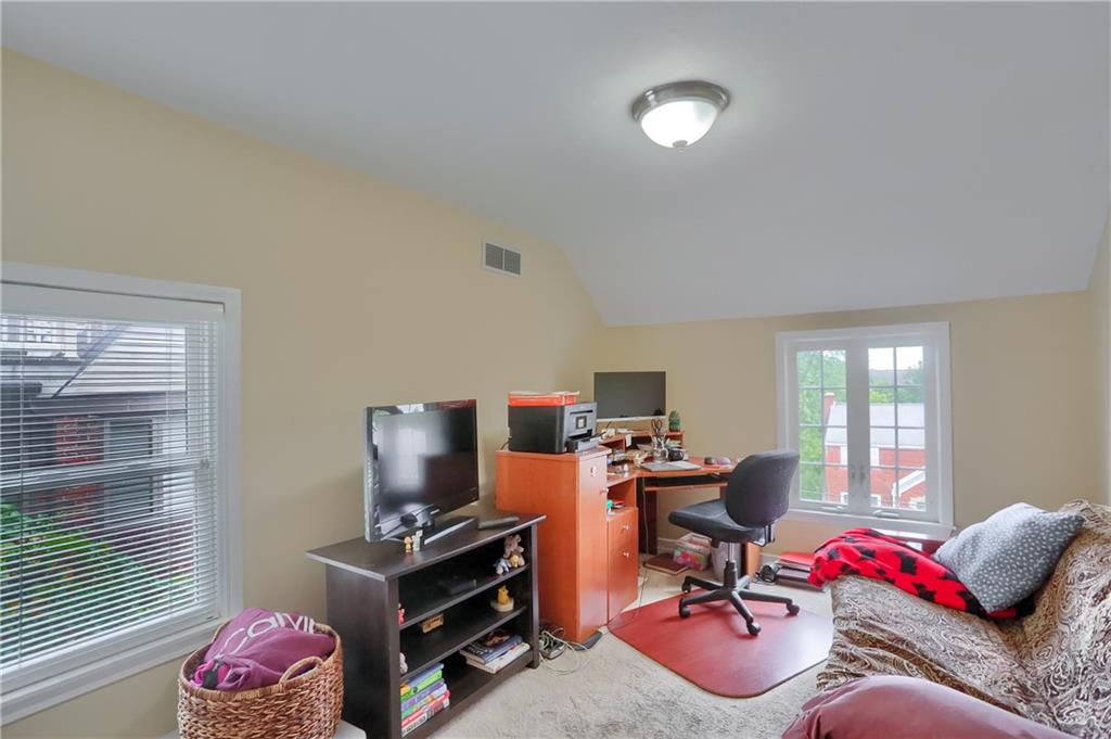 19 Marquette Road Pittsburgh, PA 15229 - Photo 32 of 38 a workspace with furniture and a window