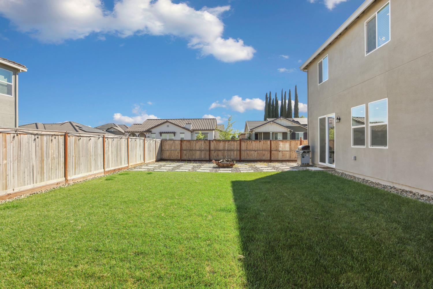 1601 Redhaven Place Hughson, CA 95326 - Photo 34 of 39