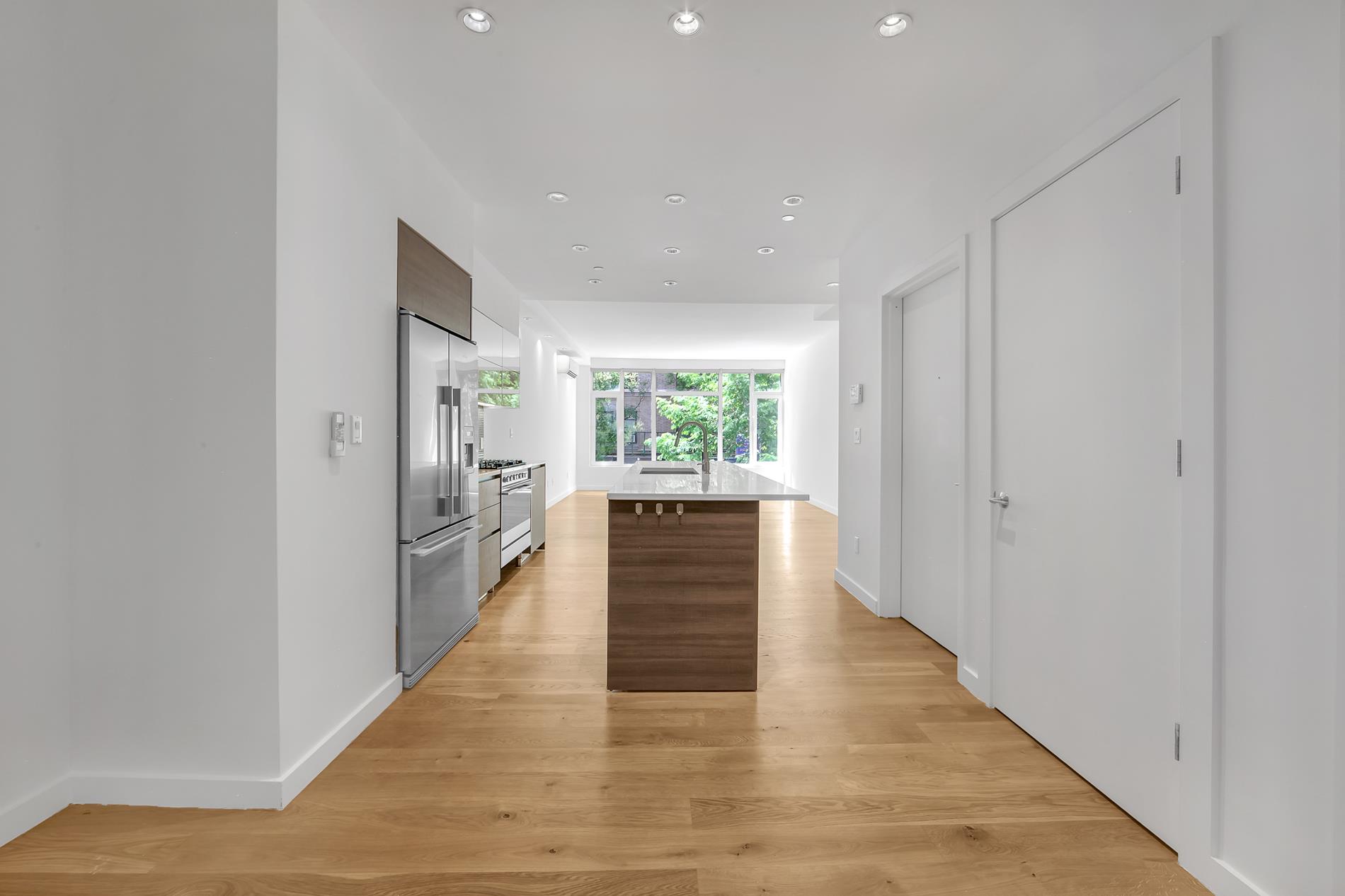 241 West 107th Street, Unit 2 Manhattan, NY 10025 - Photo 6 of 21