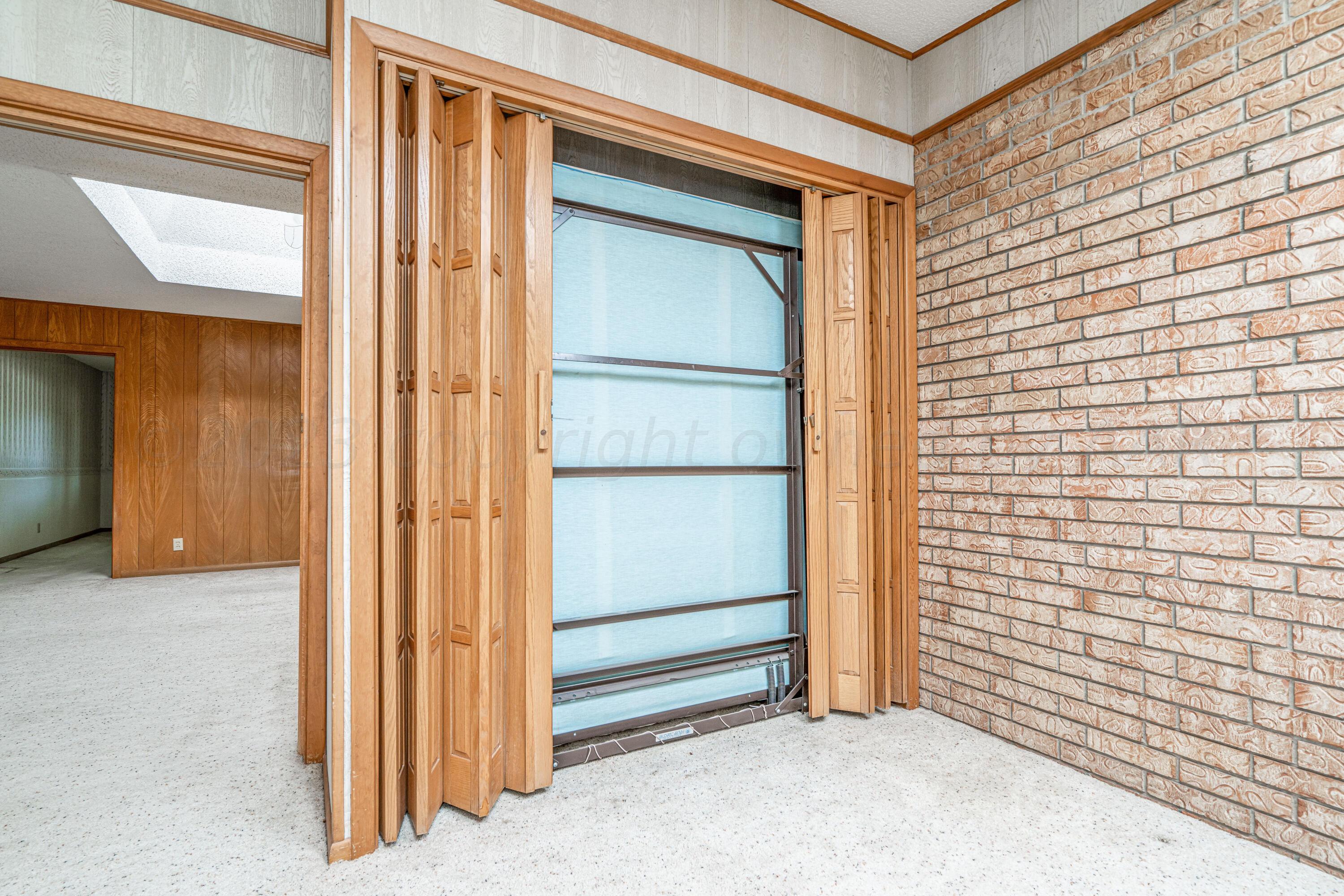 400 Phillips Drive Dumas, TX 79029 - Photo 22 of 43 400 Phillips-25 HIDE A BED