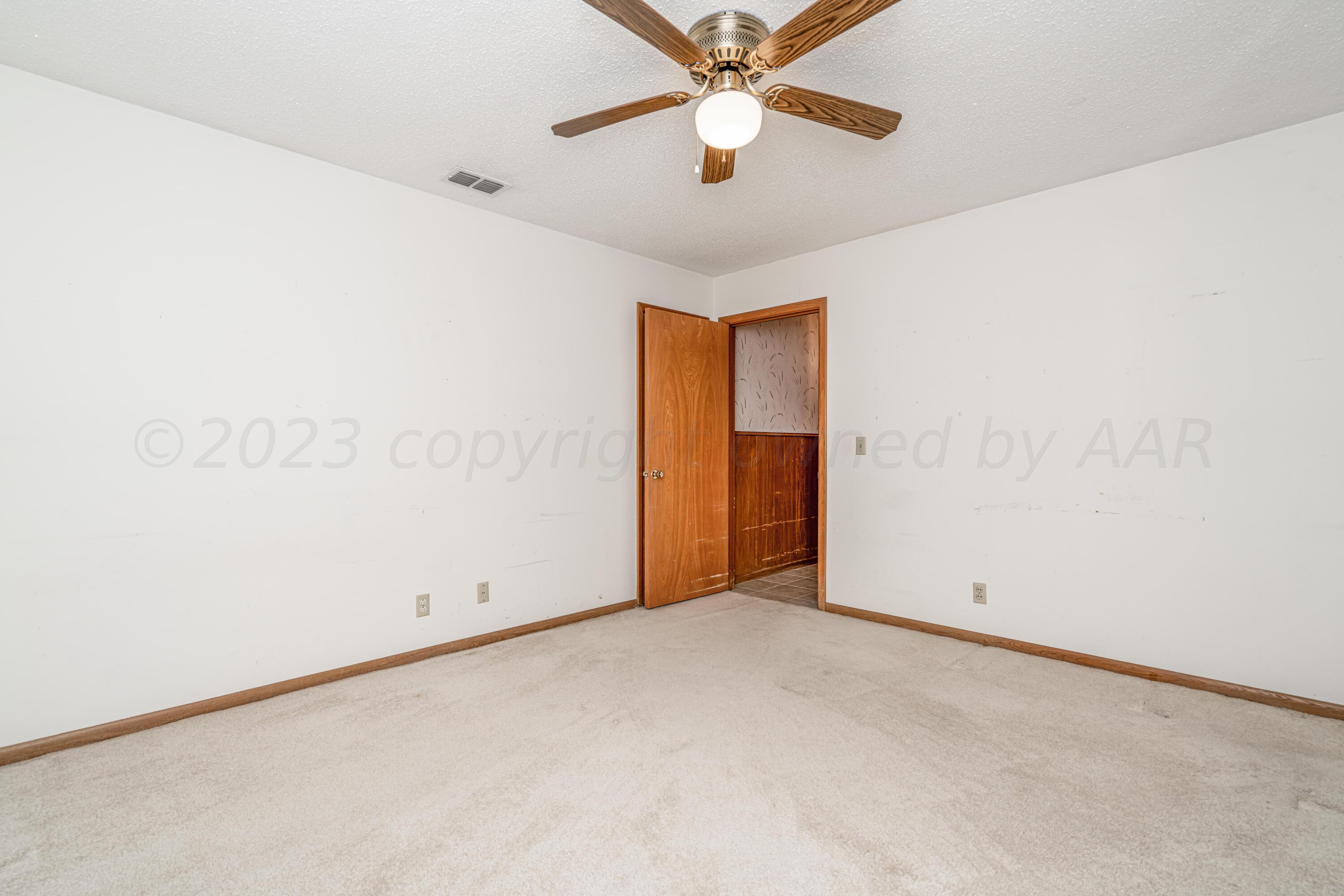 400 Phillips Drive Dumas, TX 79029 - Photo 30 of 43 400 Phillips-34 BDRM 2